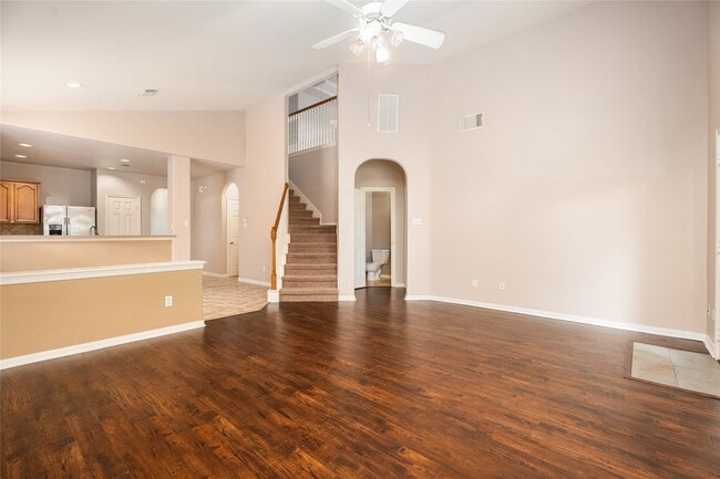 Building Photo - 6177 New Castle Ln