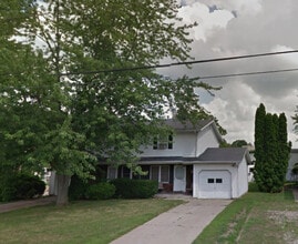 Building Photo - Nice 2-Bedroom Duplex with Garage in Goshen