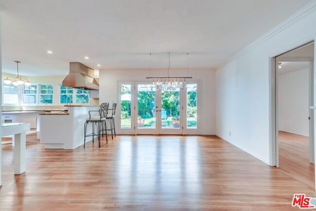 Building Photo - 13203 Dewey St