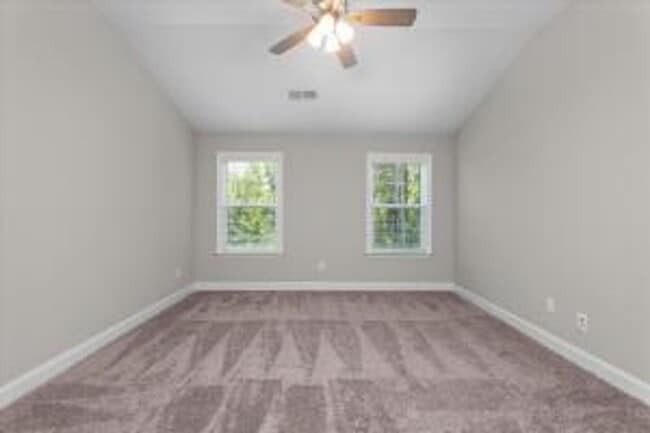 Building Photo - 1005 Linsmore Ave
