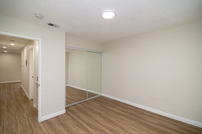 Building Photo - Newly Remodeled 2 Bed / 2 Bath  Upstairs Condo In Colton!