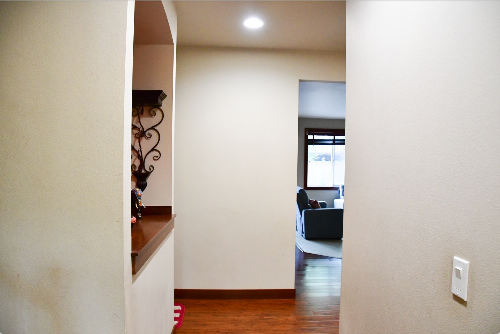 Building Photo - Bothell Cul-de-Sac Home