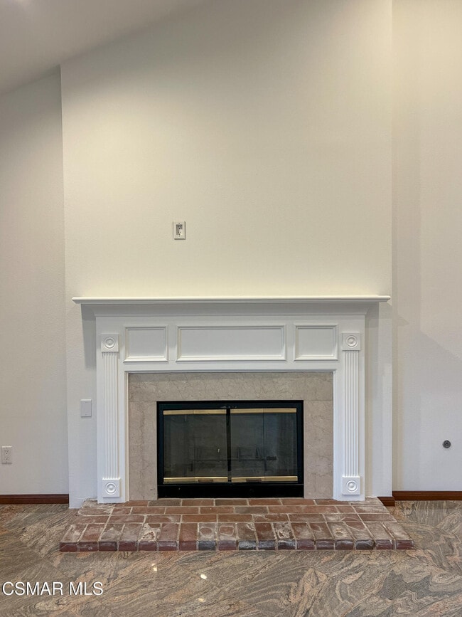 Building Photo - 5630 Hurford Ct