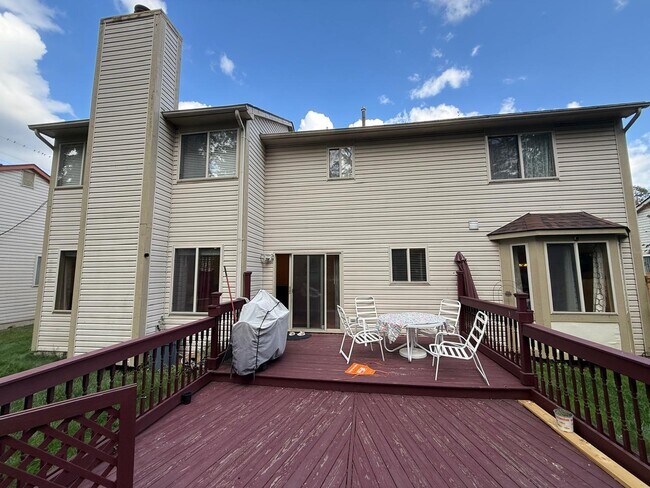 Building Photo - 22291 Arbor Ln