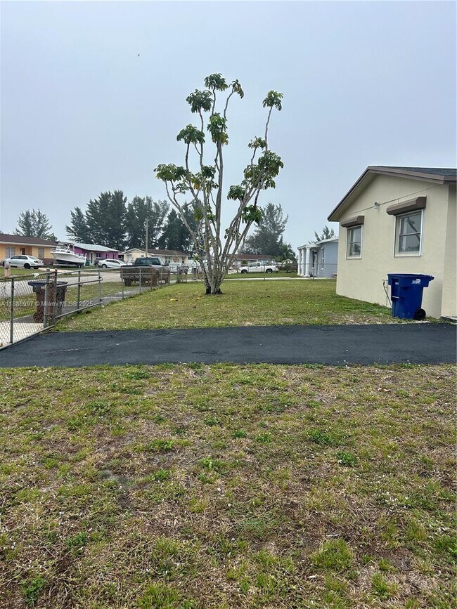 Building Photo - 3270 NW 196th Ln