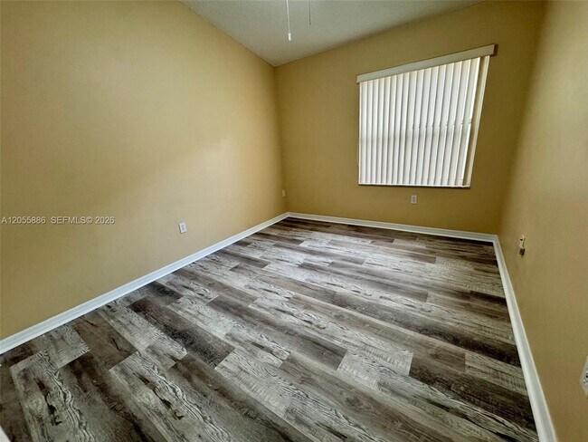 Building Photo - 3393 SW 180th Way