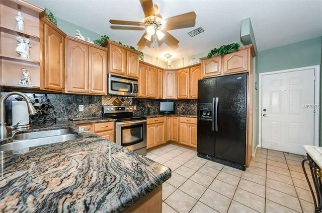 Kitchen - 2218 Portofino Plz