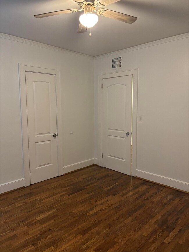 Building Photo - 401 N Magnolia St