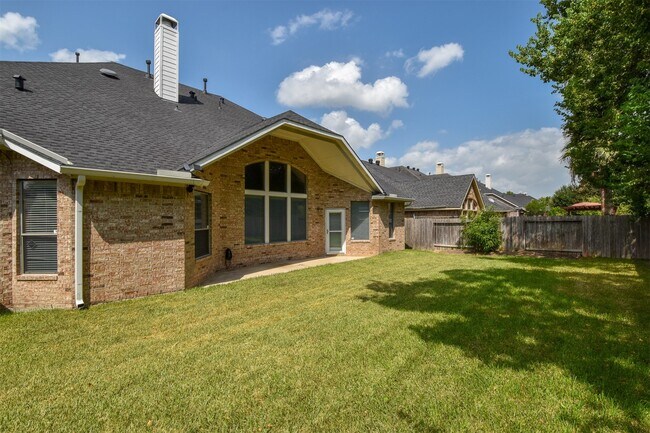 Building Photo - 21223 Pennshore Ln