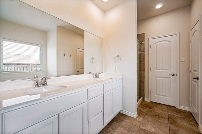 Building Photo - 10316 Cotulla Pl