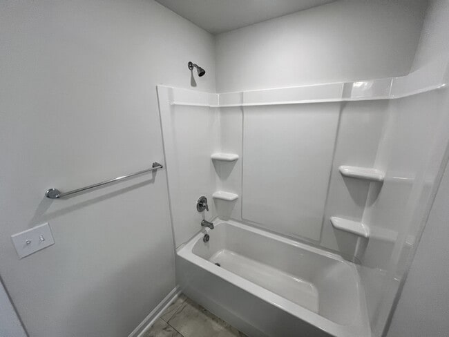 Building Photo - 922 Lampton Ct