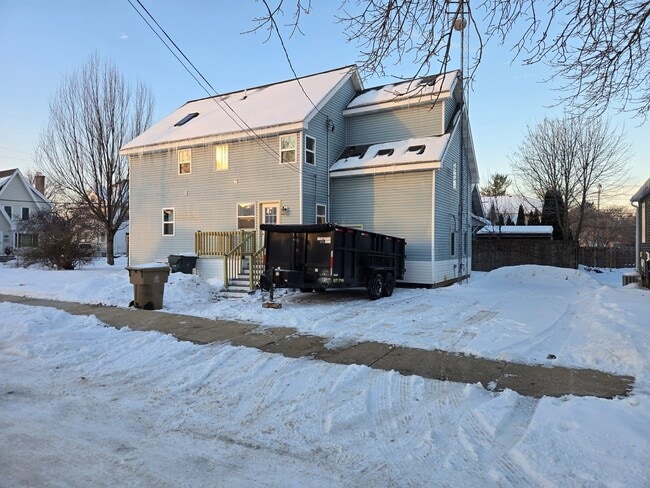 Building Photo - 1714 Erie Ct