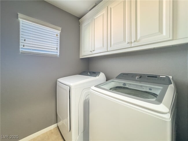 Building Photo - 3610 Pinnate Dr