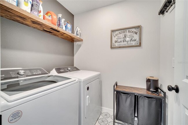 Building Photo - 10836 Waterwood Aly