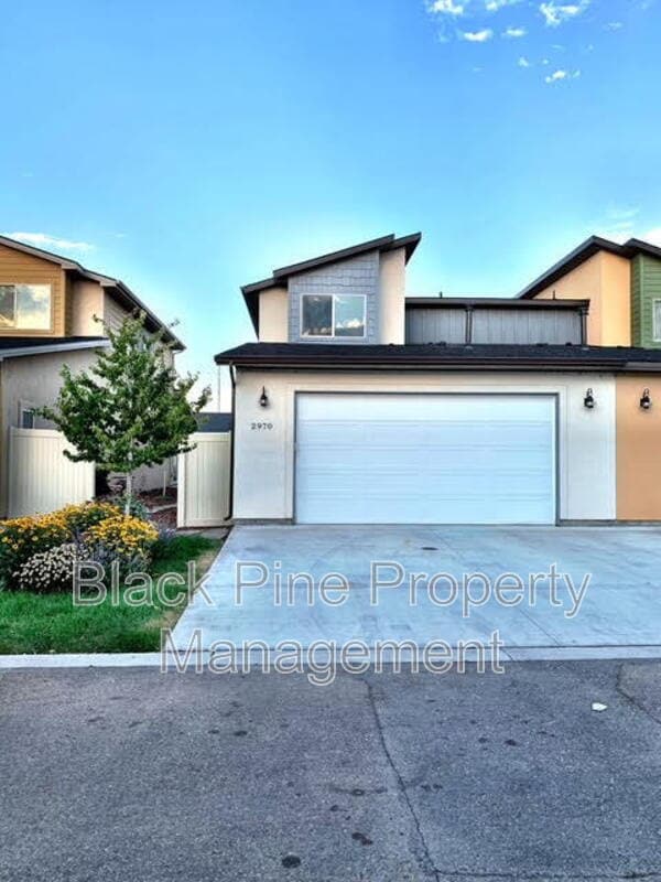 Building Photo - 2970 N Villere Ln