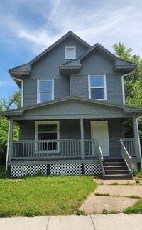 Building Photo - Large, beautifully updated well insulated ...