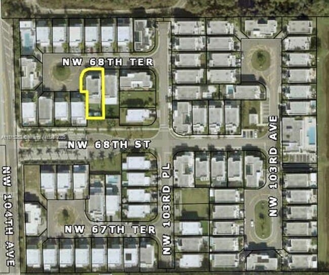 Building Photo - 10360 NW 68th Terrace