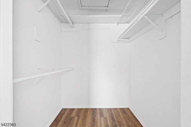 Building Photo - 62 Eton Way