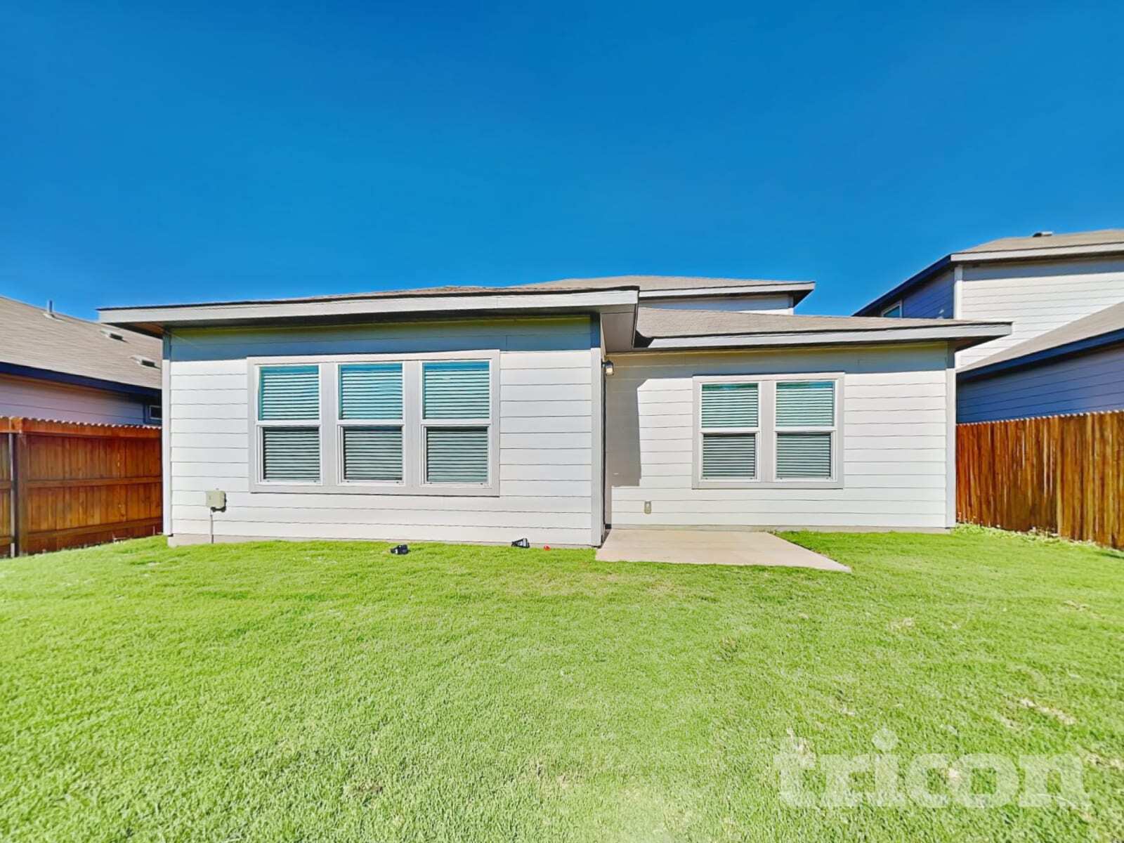 Building Photo - 13630 Paxton Blvd