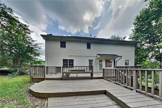 Building Photo - 3651 Mountain Cove Rd