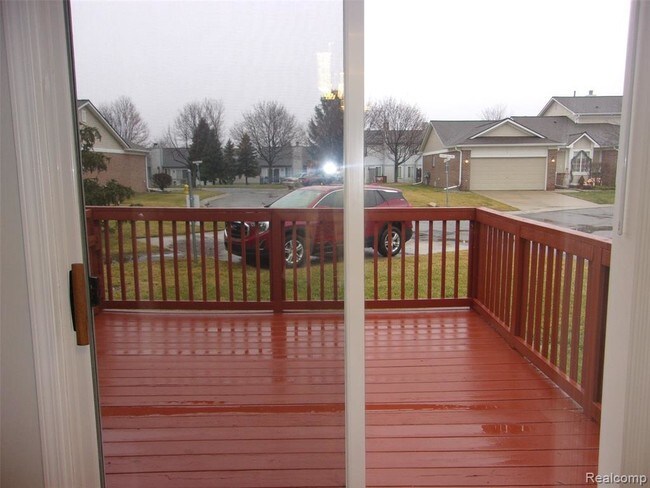 Building Photo - 21749 Lincoln Dr