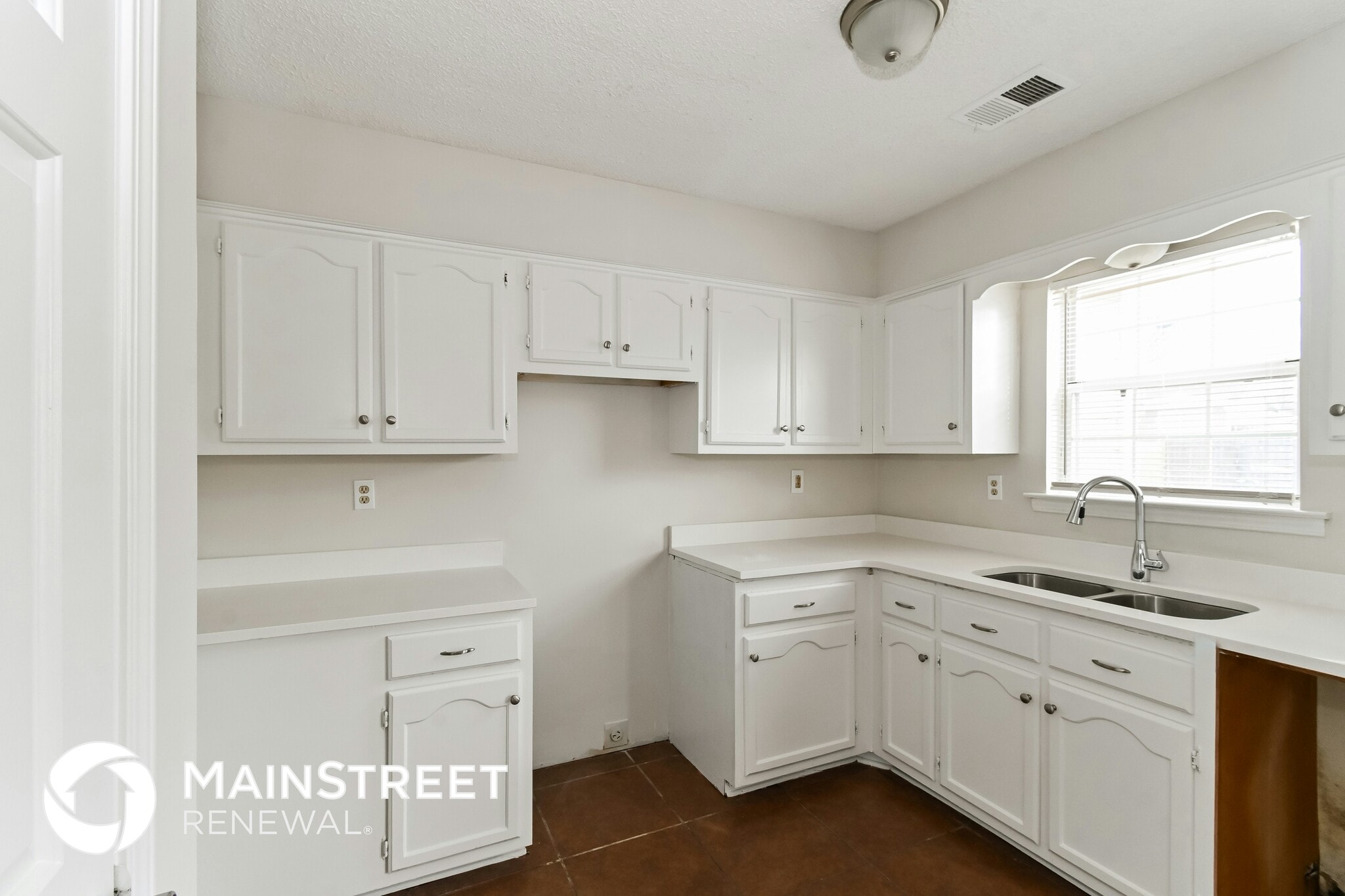 Building Photo - 6022 Chandeleur Dr