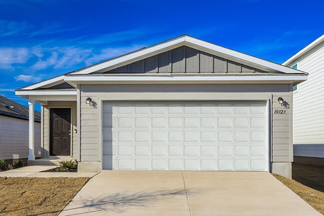 Building Photo - 10323 Monte Carmel Pl