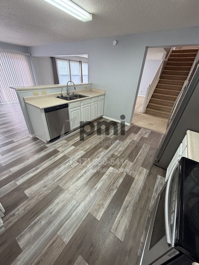 Building Photo - 14229 Weeping Cherry Dr