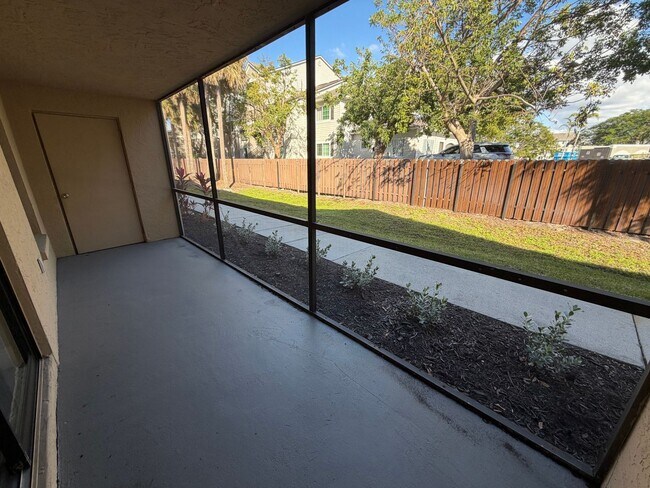 Building Photo - ANNUAL RENTAL - 2 BED / 2 BATH CONDO AT MYSTIC GARDENS