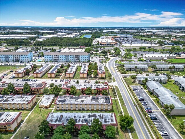 Building Photo - 744 Wyman Ct