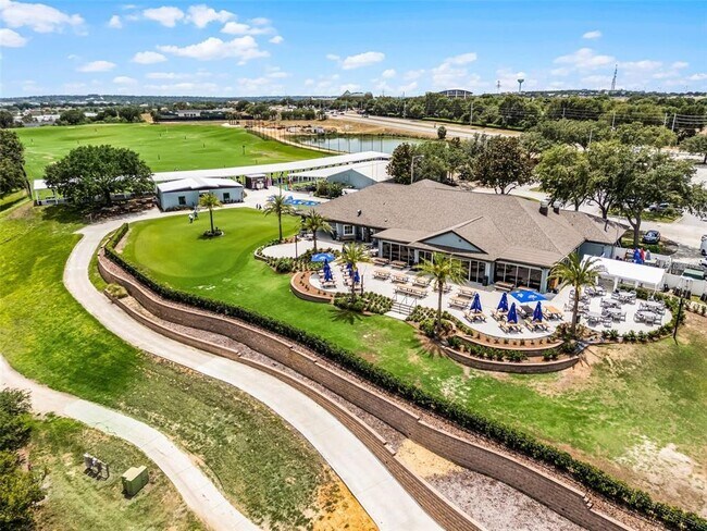 Building Photo - 2433 Prairie Dunes