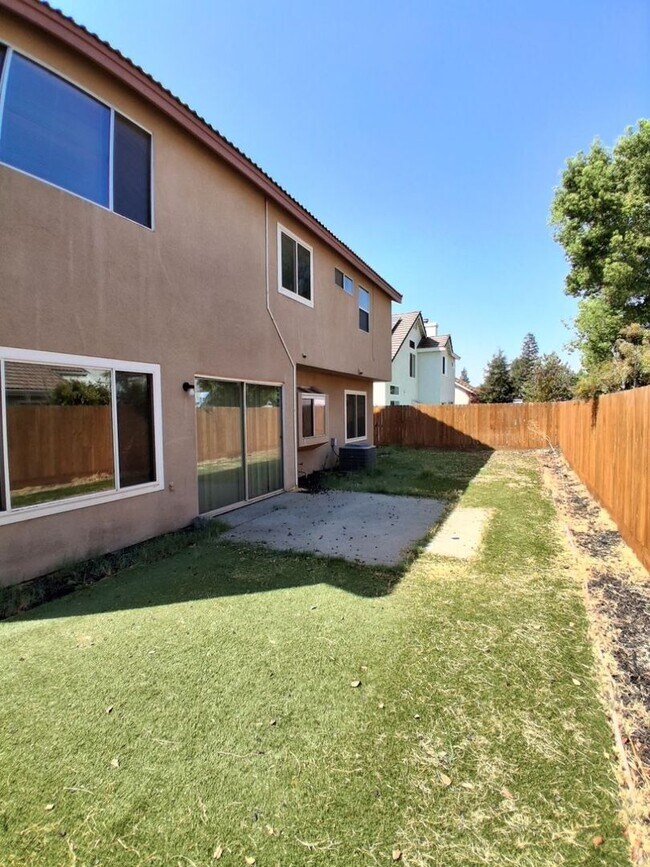 Building Photo - 277 W El Paso Ave
