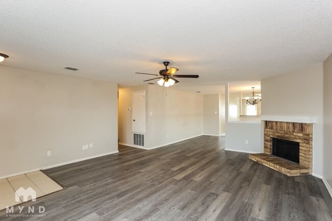 Building Photo - 1431 Windy Meadows Dr