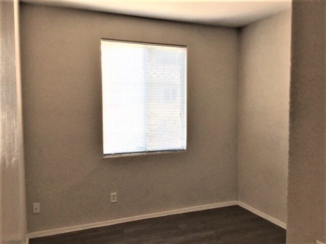 Building Photo - 7004 S 34th Ln