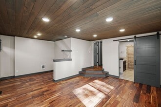 Building Photo - Meticulously UpdatedComstock Rancher!