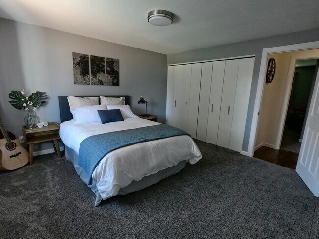 Building Photo - 4603 Guemes View
