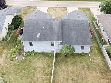 Building Photo - 910 Prospect Ave