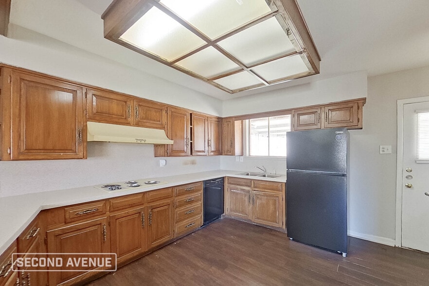 Building Photo - 2713 S Carrier Pkwy