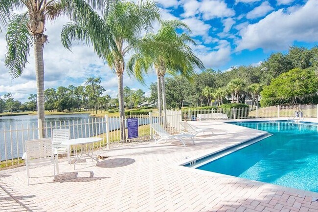Building Photo - 4744 Fox Hunt Dr