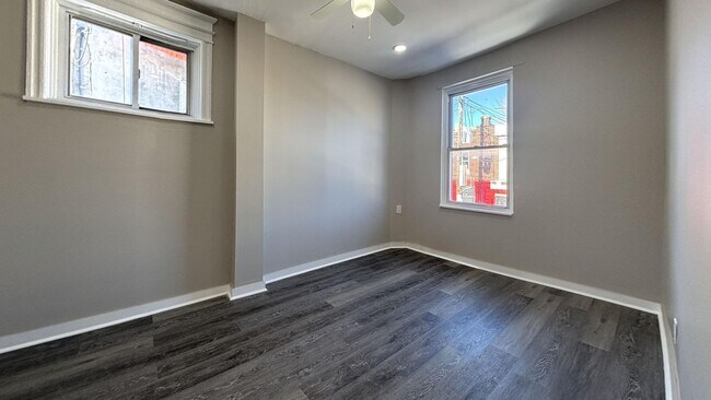 Building Photo - 3066 N Bambrey St