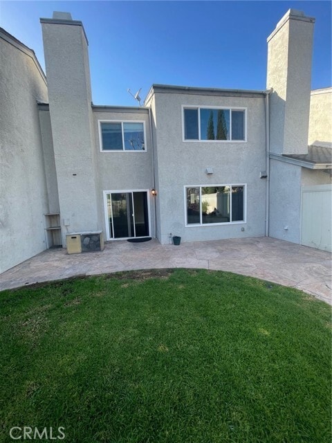 Building Photo - 212 Eisenhower Way