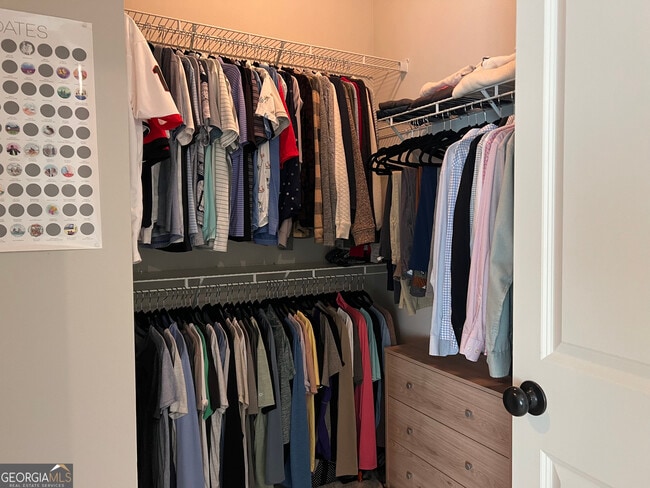 Building Photo - 7955 Magnolia Square