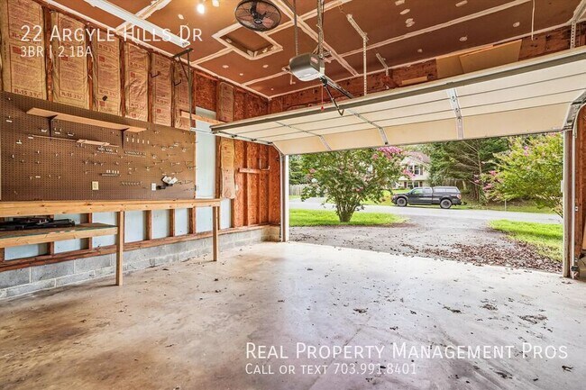 Building Photo - 22 Argyle Hills Dr