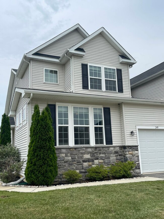Building Photo - COMING SOON - HYETTS CROSSING