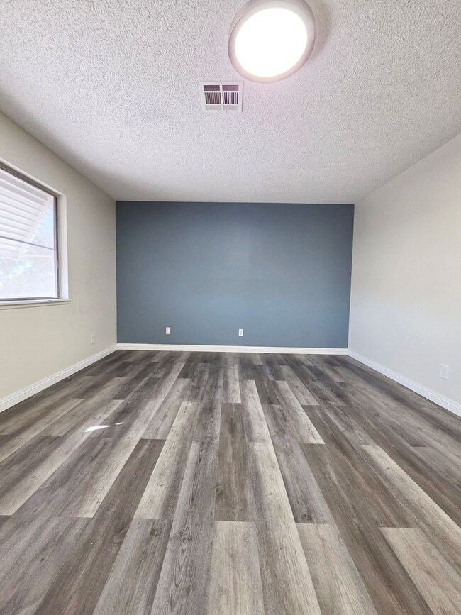 Building Photo - 4028 Zapotec Way