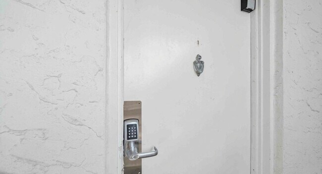 Building Photo - 925 Whelk Ct