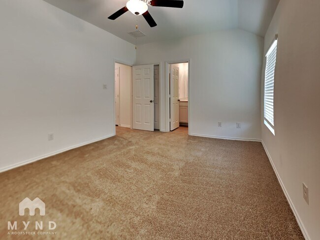 Building Photo - 18779 Faustina Way