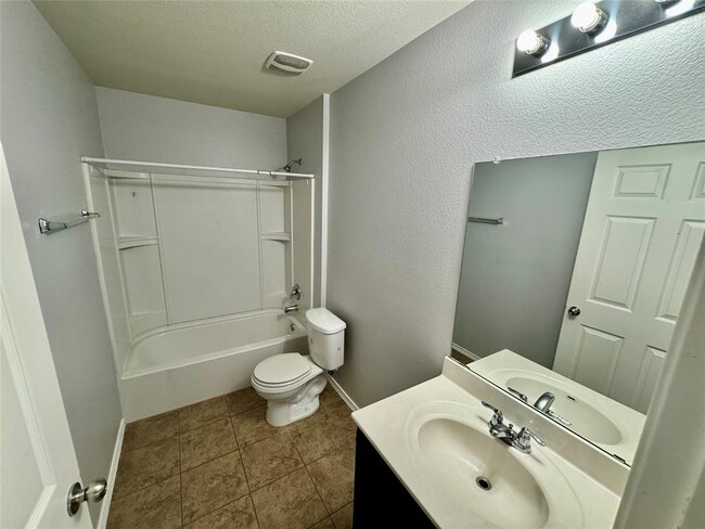 Building Photo - 5816 Knoll Pines Pass