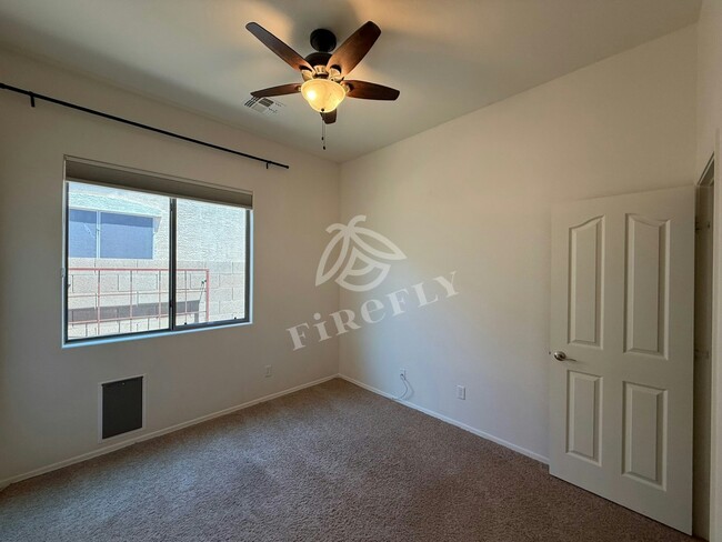 Building Photo - 12873 N 175th Dr
