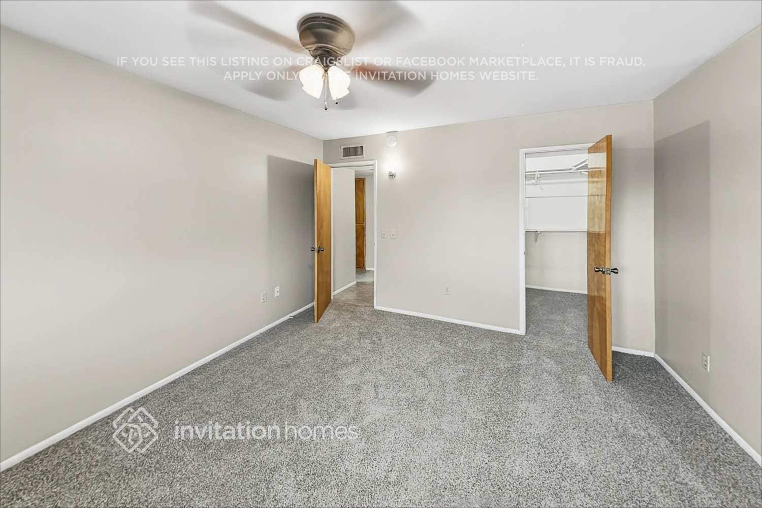 Building Photo - 12801 N 112th Ave
